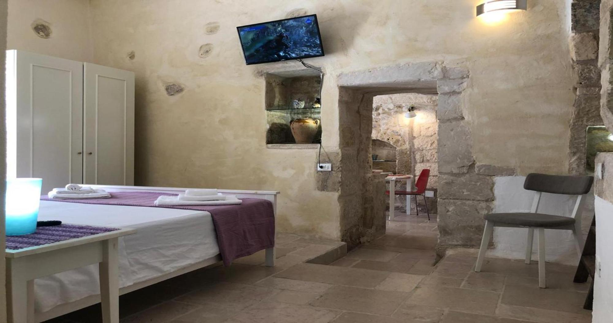 Odegos Monolocali Vico Sant'Antonio Villa Карпиняно Салентино Екстериор снимка