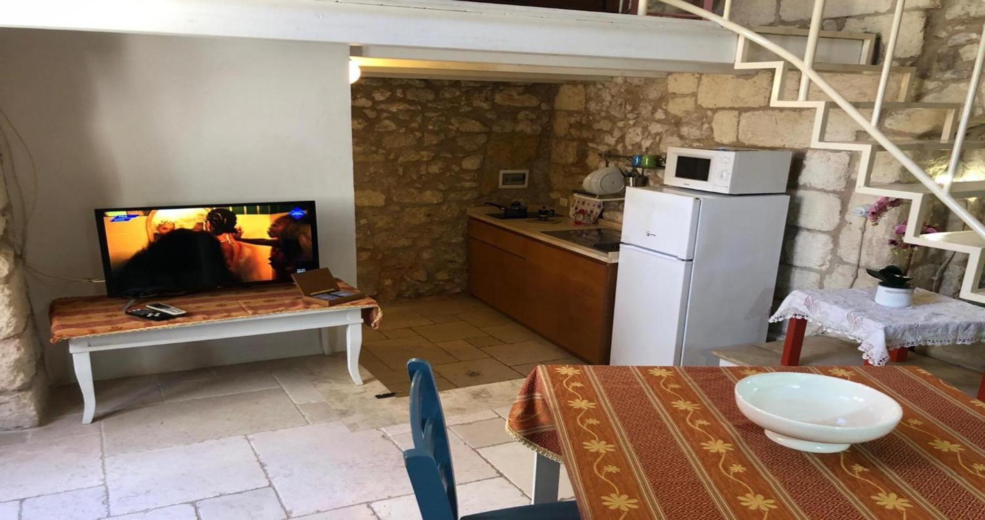 Odegos Monolocali Vico Sant'Antonio Villa Карпиняно Салентино Екстериор снимка
